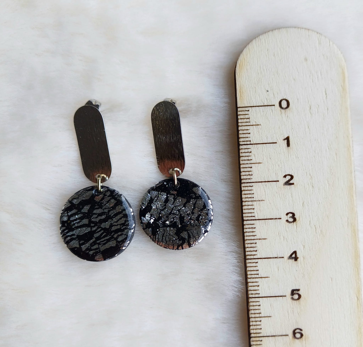 Oorbellen Sarah zwart - Soulmade Signature