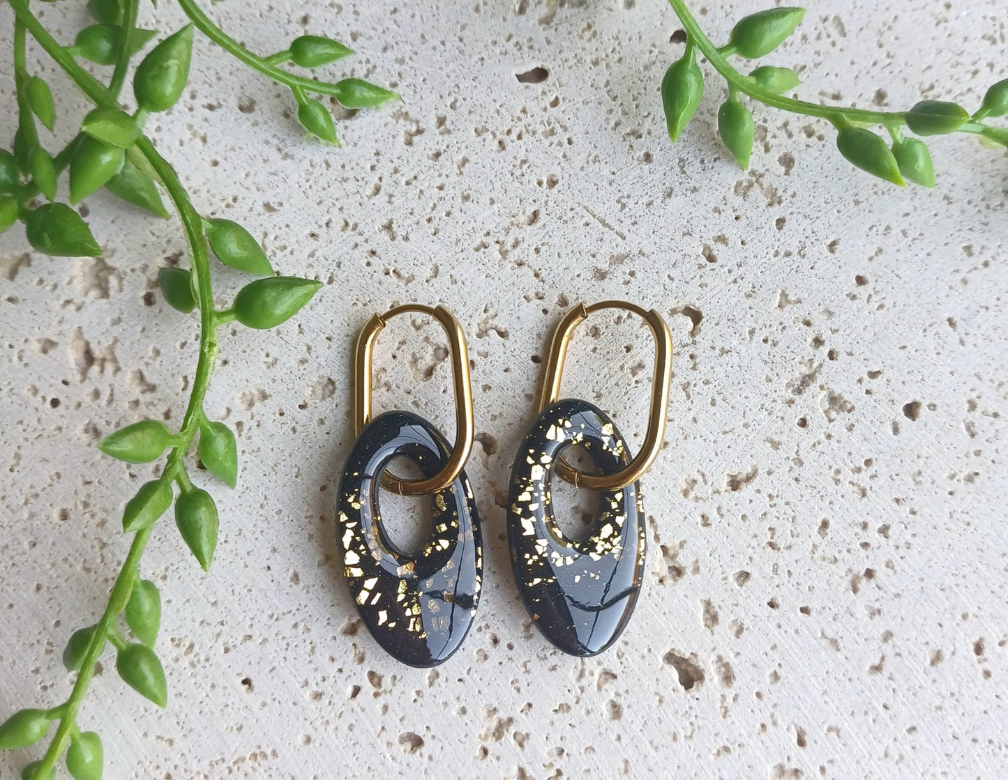 Oorbellen Amy - zwart & goud