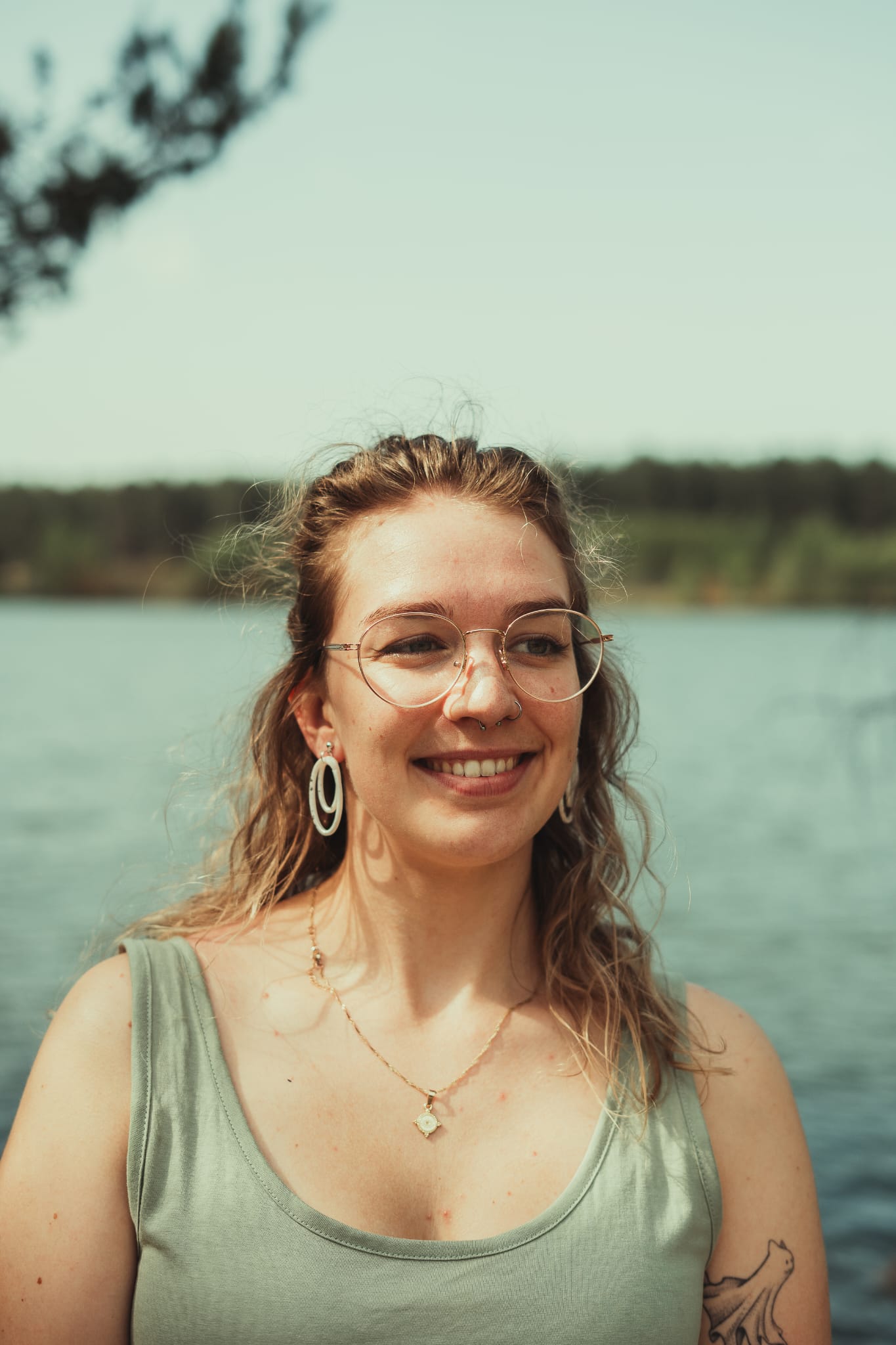 Oorbellen Celeste - wit & goud